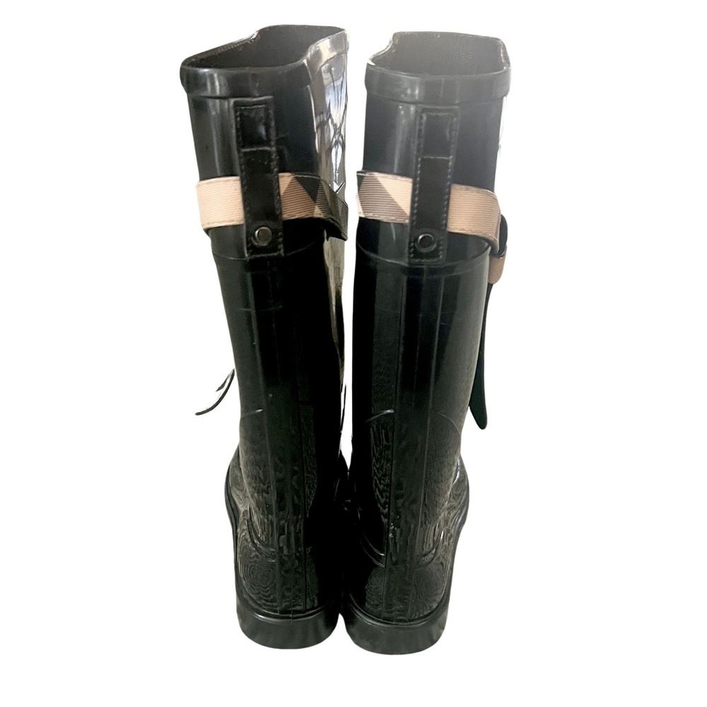 Pre-Owned Authentic Burberry Women's Nova Belt Rainboots - Size 37 - Picture 9 of 15